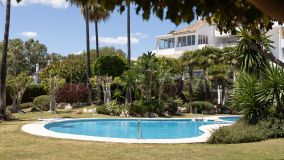 Appartement rez de chaussée for sale in Estepona Est