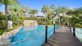 Villa en venta en Lomas de Magna Marbella, Marbella Golden Mile
