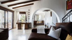 Villa for sale in Torremuelle, Benalmadena
