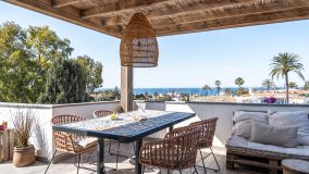 Penthouse for sale in El Faro, Estepona Town