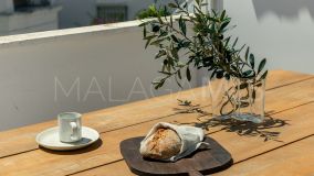 Takvåning for sale in Beach Side New Golden Mile, Estepona Öst