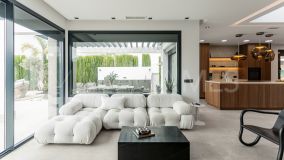 House for sale in Estepona