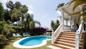 Villa for sale in Sierrezuela, Mijas Costa