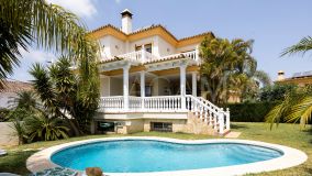 Chalet for sale in Sierrezuela, Mijas Costa