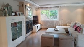 Hus i byn for sale in San Pedro de Alcantara
