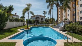 Villa zu verkaufen in Estepona