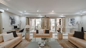 Ground Floor Apartment for sale in Marbella - Puerto Banus