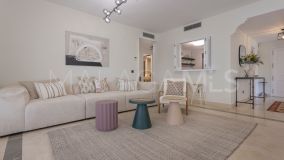 Wohnung zu verkaufen in Estepona Ost