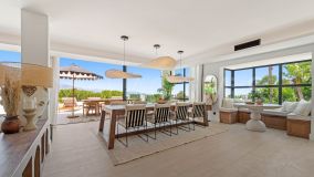 Villa for sale in Nueva Andalucia, Marbella