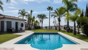 Villa for sale in Sierrezuela, Mijas Costa
