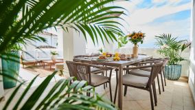 Apartamento en venta en Nueva Andalucia, Marbella