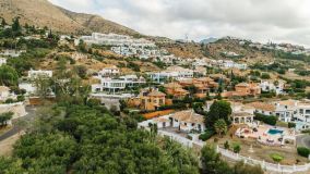 Villa en venta en Benalmadena