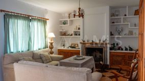 Villa for sale in El Rosario, Marbella East