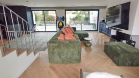 Tvåvåningslägenhet for sale in Marbella City