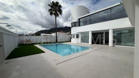Villa for sale in Benalmadena Costa