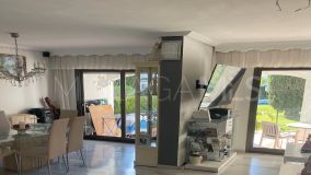 Reihenhaus zu verkaufen in Estepona Ost