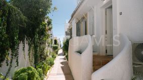Apartment for sale in Estepona East