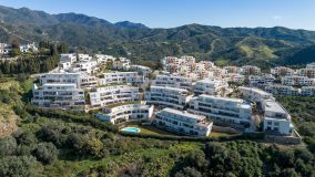 Penthouse for sale in Lomas de los Monteros, Marbella East