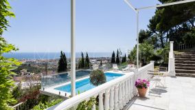 Hus i byn for sale in Marbella City