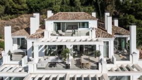Duplex Penthouse for sale in Nueva Andalucia, Marbella