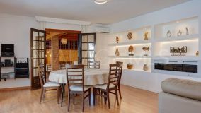 Casa en venta en Los Pacos, Fuengirola