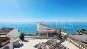 Town House for sale in Estepona East