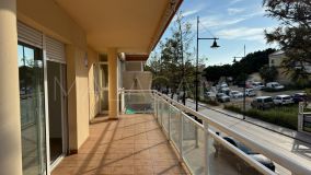 Apartamento en venta en Los Pacos, Fuengirola