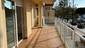 Apartamento en venta en Los Pacos, Fuengirola