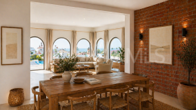 Villa zu verkaufen in El Faro, Estepona Stadt