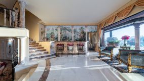 Herrenhaus zu verkaufen in Altos del Paraiso, Benahavis