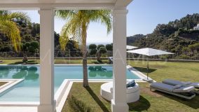 Villa zu verkaufen in El Madroñal, Benahavis
