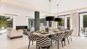 Villa for sale in Nueva Andalucia, Marbella