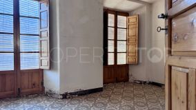 Buy town house with 4 bedrooms in Loja