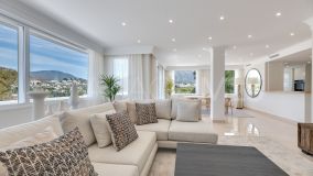 Penthouse for sale in Nueva Andalucia, Marbella