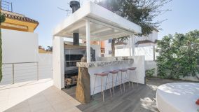 Villa en venta en Sierrezuela, Mijas Costa