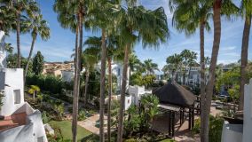 Tvåvånings takvåning for sale in Puente Romano, Marbella Golden Mile