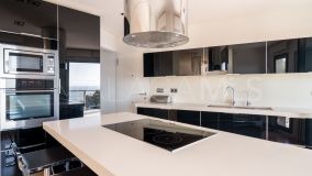 Villa for sale in Pinares de San Antón, Malaga - Este