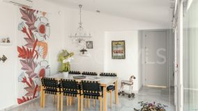 Villa for sale in Estepona
