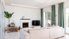 Villa en venta en New Golden Mile, Estepona Este