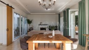 Villa en venta en New Golden Mile, Estepona Este