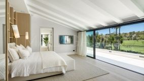 Villa for sale in Nueva Andalucia, Marbella