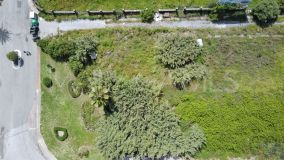 Plot for sale in Estepona East
