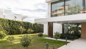 Villa for sale in Marbella Golden Mile