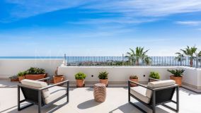 Zweistöckiges Penthouse zu verkaufen in La Heredia, Benahavis