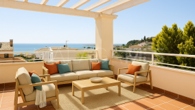 Villa for sale in Benalmadena