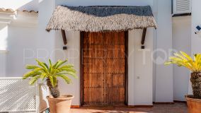 For sale Puerto del Almendro villa with 5 bedrooms