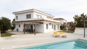 Villa for sale in Doña Pilar with 4 bedrooms
