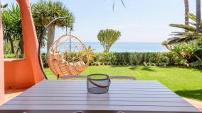 Appartement rez de chaussée for sale in Menara Beach, Estepona Est