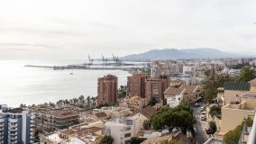 Vistas panorámicas, espacios abiertos y un toque de lujo te esperan en este refugio en Monte Sancha, Málaga