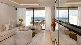 For sale 3 bedrooms penthouse in Bahía de Estepona